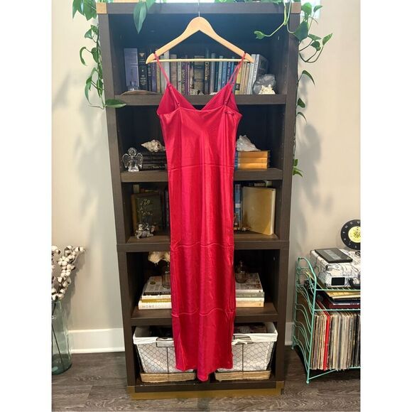 NWT Gold Hawk Sylvia Viscose Slip Maxi Dress In Red Size Small $350 MSRP - Picture 3 of 8